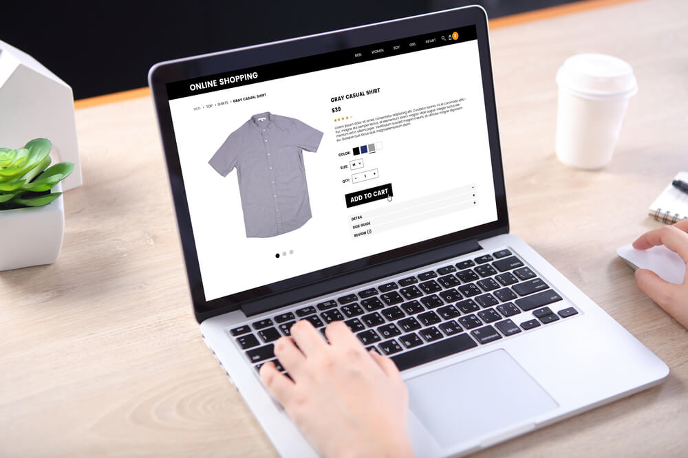 Покупка одежды в онлайн-магазине